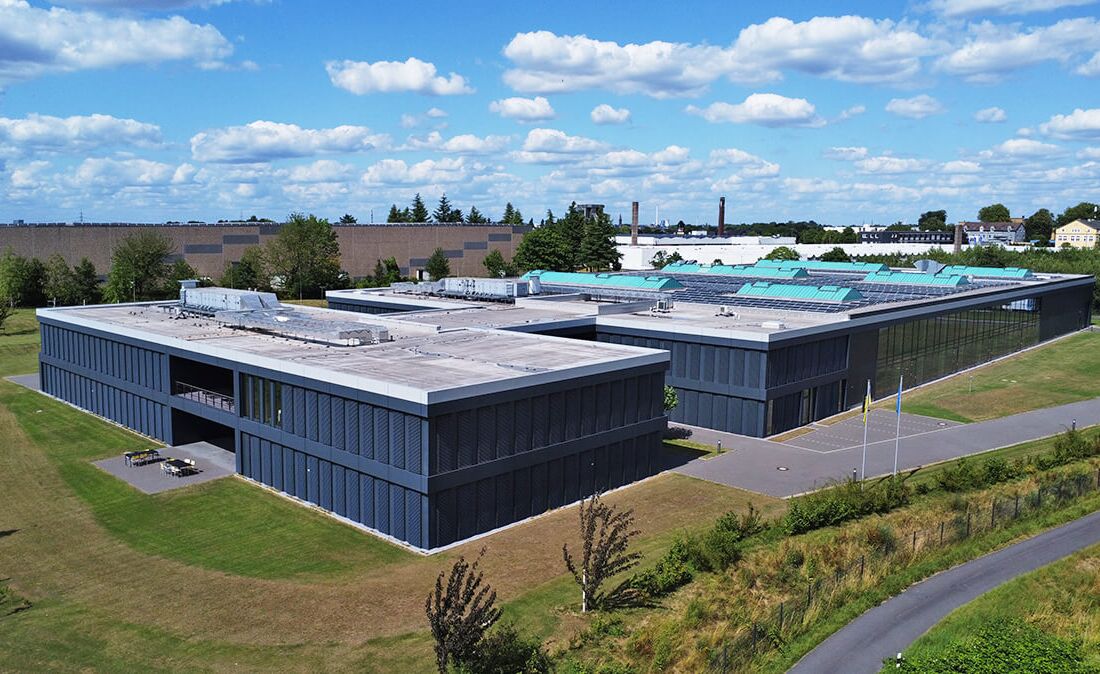 Aerial view of the Mönninghoff site with two modern buildings.
